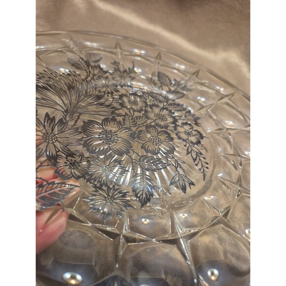 Vintage Silver City Glass Silver Overlay Rased 11" Round Platter - Picture 5 of 11